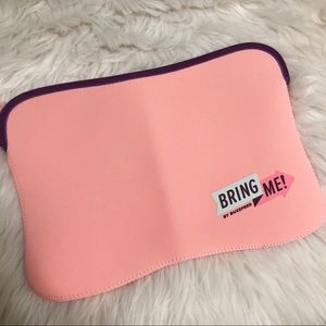 Buzzfeed Laptop Sleeve